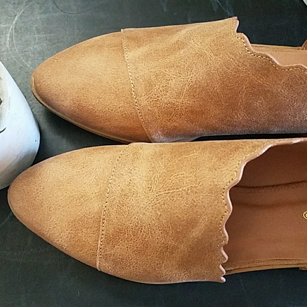 ❣5🌟❣Camel Scalloped Tuxedo Ankle Boot❣ - Picture 6 of 6